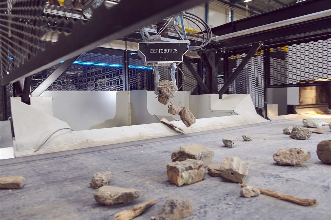 Eberhard Group’s new recycling plant with AI-powered robots 