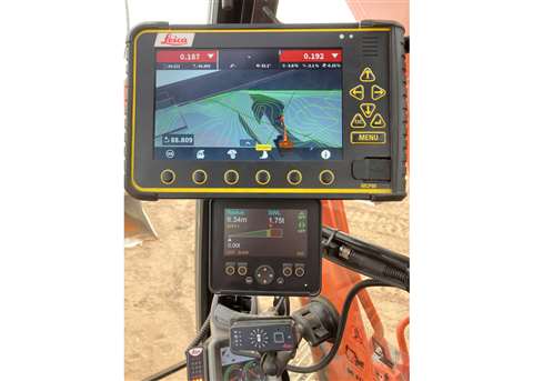 Technology from Xwatch and Leica Geosystems